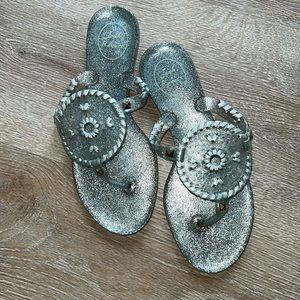 Jack Rogers Georgica Jelly silver sparkly rubber flip flops medallion 7 women’s